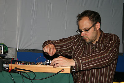 Coaxing a custom built dual 8 bit delay by Peter B requires severe concentration 
